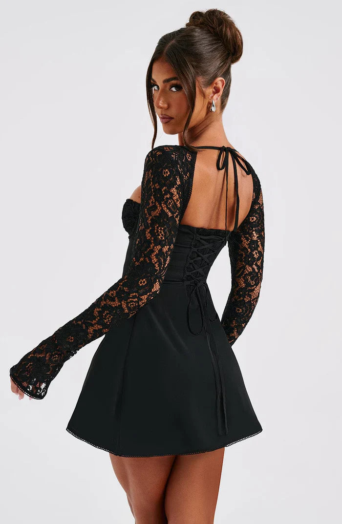 Vaelie Liza Lace Dress